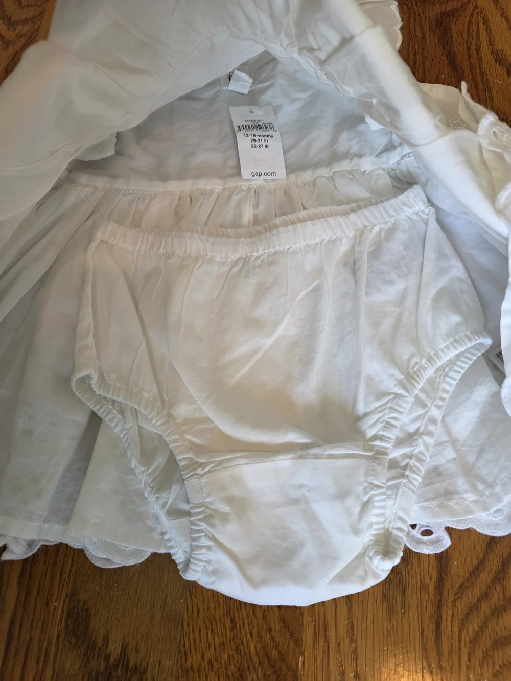 GAP White Eyelet Flutter Dress Baby